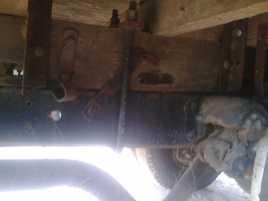 หกล้อ อีซูซู TL85แรง รดราคาแล้วครับพี่ ทะเบียนพร้อมโอน รับประกันคุณภาพขับส่งทัวไทย