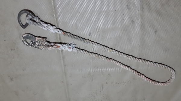 สายเชฟตี้ พร้อมตะขอ และห่วงร้อยคาดเอว