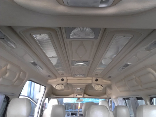 ขายครับ TOYOTA COMUTER D4D 2500 ปี05 สวยๆๆแบบ เดิมสุดๆๆครับ