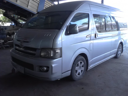 ขายครับ TOYOTA COMUTER D4D 2500 ปี05 สวยๆๆแบบ เดิมสุดๆๆครับ