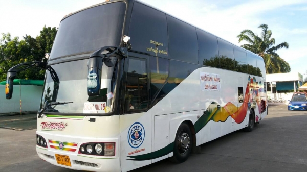 ขายรถบัสครับ ถูกๆ 999,000 บาท