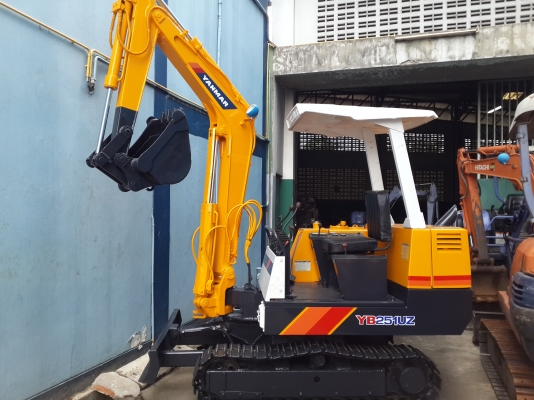 ขาย รถขุด YANMAR รุ่น YB251UZ แทร็กเหล็ก มือสองญี่ปุ่น