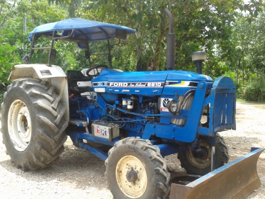 รถไถนาFORD6610 ปั๊มกลม พร้อมใช้งาน (ต่อรองได้)