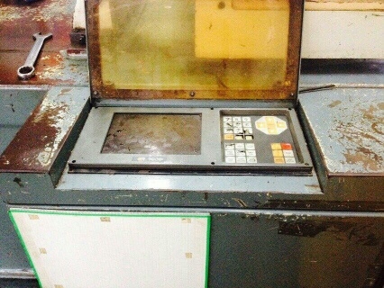 ขายเครื่องฉีดพลาสติก ยี่ห้อ Victor ขนาด 180 ตัน สภาพดี  ติดต่อ 0898135855