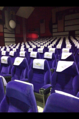 *********   ขายเก้าอี้โรงหนังยกโรงครับ  **************