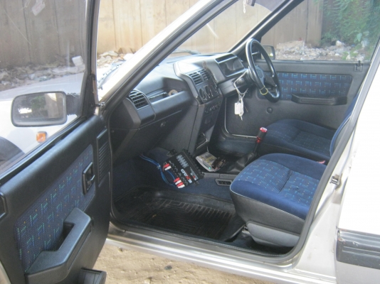 ขายเปอย์โย205ปี96รถบางสวยเดิมๆพร้อมขับ38000