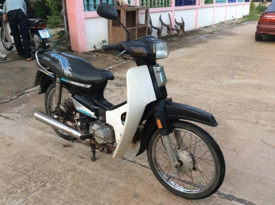 ดรีมคุรุสีดำมีทะเบียนราคาถูก7800บาท