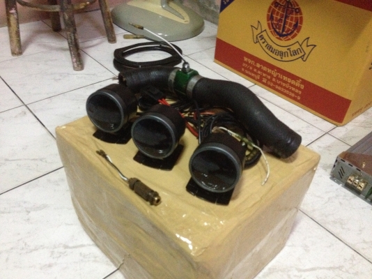 ขาย เกจ์วัด เรสเทค จำนวน3ตัว อุปกรณ์ครบพร้อมติดตั้ง 1วัดความร้อนหม้อน้ำ 2วัดความร้อนน้ำมันเครือง 3 วัดแบต ราคา1500บาท โทร0924462525โส