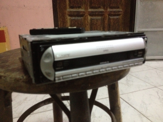 ขายวิทยุรถ sony cdx r3300t สีเงิน s mosfet cd mp3 ราคา500บาท โทร0924462525โส