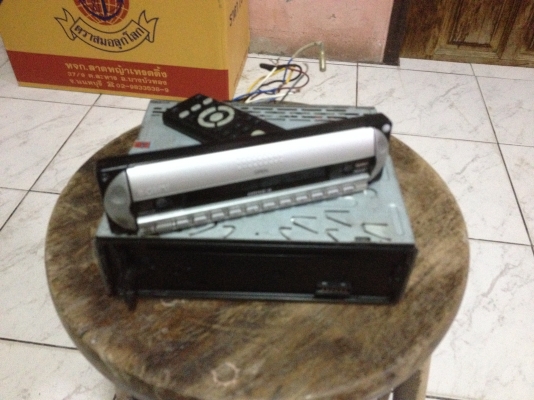 ขายวิทยุรถ sony cdx r3300t สีเงิน s mosfet cd mp3 ราคา500บาท โทร0924462525โส