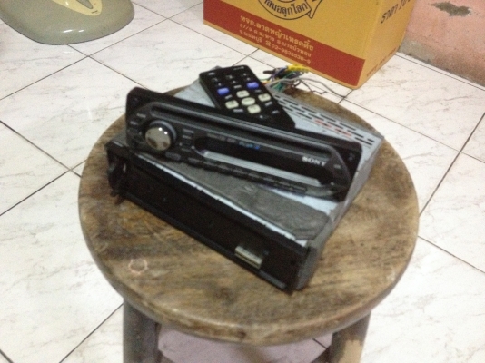 ขายวิทยุรถ sony cdx v4800 สีดำ video cd esp mp3 ราคา500บาท โทร0924462525โส