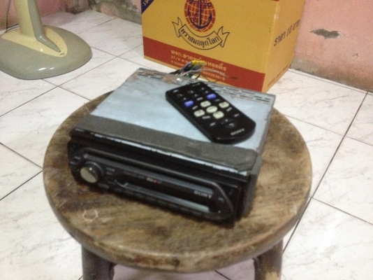 ขายวิทยุรถ sony cdx v4800 สีดำ video cd esp mp3 ราคา500บาท โทร0924462525โส