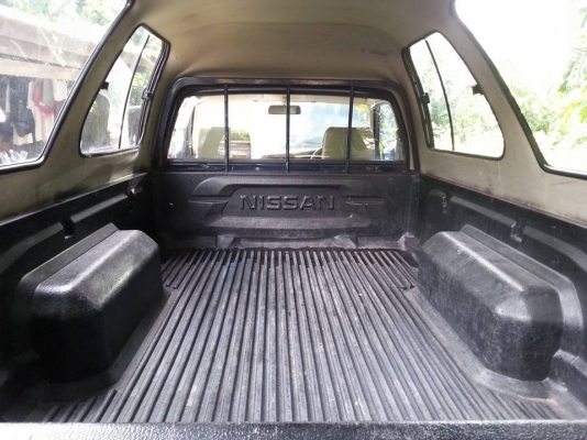 กระบะ นิสสัน ฟรอนเทียร์ หัวเดียว ปี 05 เครื่อง TD 27 พวงมาลัยเพาเวอร์ค่ะ