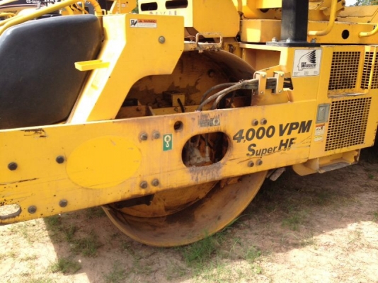 รถบดญี่ปุ่นหน้าเหล็กหลังเหล็ก SAKAI SW800-2 2008y 3,478h รุ่น2 สภาพสวยมาก สอบถามเพิ่มเติ่มโทรมาครับ สต๊อคญี่ปุ่น ผู้ซื้อต้องนำเข้าเอง โอนเงินทั้งหมด