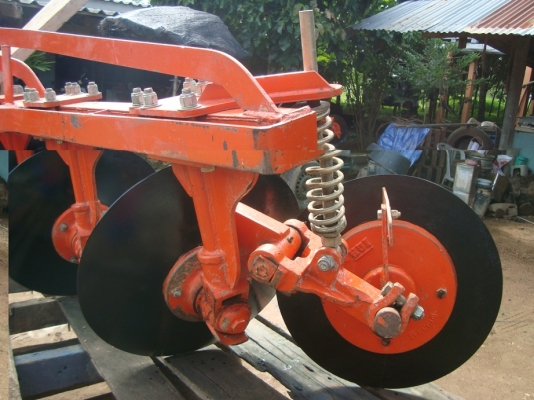 ขาย  24,000  บาท ผาน 4 ใบ 22นิ้วเต็ม ๆ   ของ HUI  ผลิต