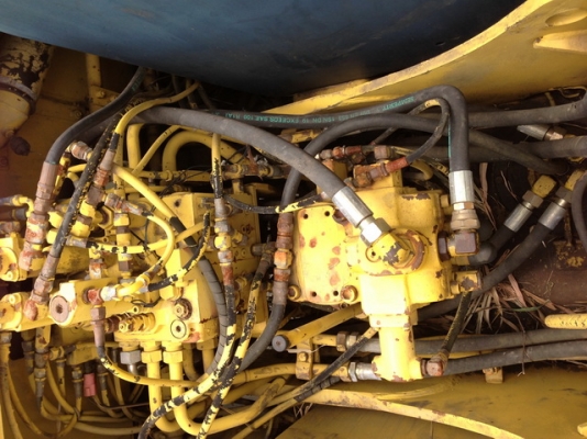 รถแบคโฮเก่านอกแท้ KOBELCO SK100 มาร์คทรี สภาพสวย