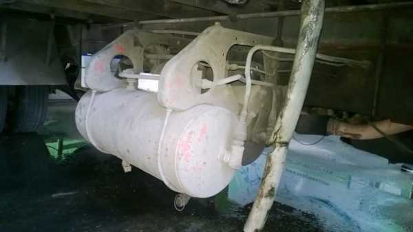 6ล้อ195แรง GD174(หัว-คัสซี)..รถตู้เย็น..ยกตู้ลง ยาง900-20...รถพร้อมใช้ เอาไปเก็บบ้าง.. 6ล้อ195แรง GD174(หัว-คัสซี)..รถตู้เย็น..ยกตู้ลง ยาง900-20...รถพร้อมใช้ เอาไปเก็บบ้าง..