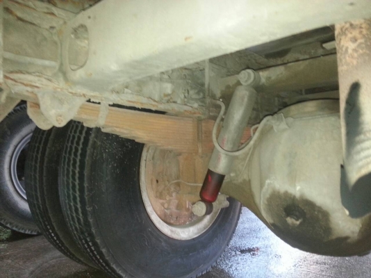 6ล้อ195แรง GD174(หัว-คัสซี)..รถตู้เย็น..ยกตู้ลง ยาง900-20...รถพร้อมใช้ เอาไปเก็บบ้าง.. 6ล้อ195แรง GD174(หัว-คัสซี)..รถตู้เย็น..ยกตู้ลง ยาง900-20...รถพร้อมใช้ เอาไปเก็บบ้าง..