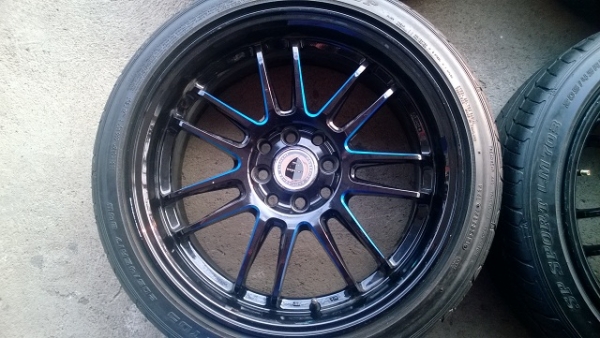 RE30 ขอบ17 ล้อใหม่คับ