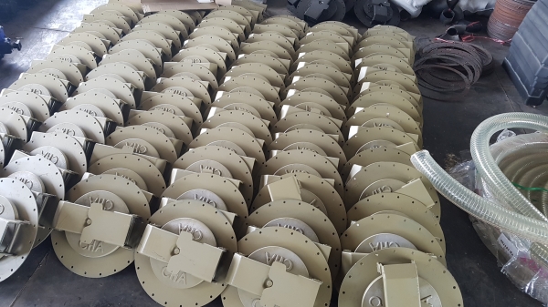 จำหน่าย ฝาแมนโฮล 16" พร้อมคอลลาร์ สูง20 cm. จำหน่าย ฝาแมนโฮล 16" พร้อมคอลลาร์ สูง20 cm.