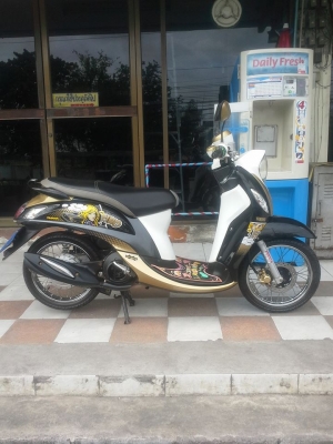 รถสวยๆ Yamaha Fino FI รุ่น Premium ปี 2556 รุ่นใหม่ล่าสุด เป็นระบบหัวฉีดแล้ว รถสวยๆ Yamaha Fino FI รุ่น Premium ปี 2556 รุ่นใหม่ล่าสุด เป็นระบบหัวฉีดแล้ว