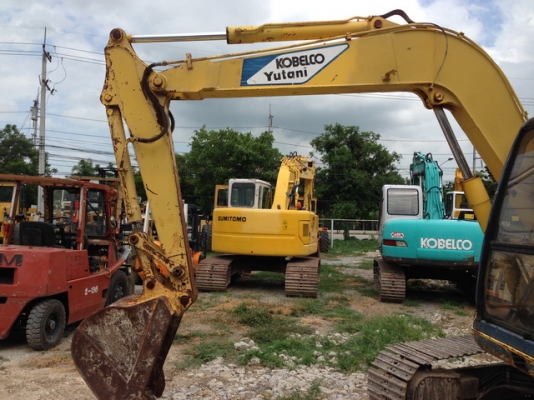 รถแบคโฮเก่านอก KOBELCO SK60 มาร์คทรี