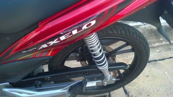Axelo R หัวฉีด 2013 วิ่งน้อย ใหม่กริ๊บ มีDiskหลัง ถูกๆ ต่อรองได้