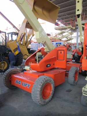 บริการให้เช่ารถกระเช้า JLG รายวัน รายสัปดาห์ รายเดือน หลายรุ่น ทั้ง บูมหักศอก บูมตรง ขากรรไกร ราคาถูก บริการให้เช่ารถกระเช้า JLG รายวัน รายสัปดาห์ รายเดือน หลายรุ่น ทั้ง บูมหักศอก บูมตรง ขากรรไกร ราคาถูก