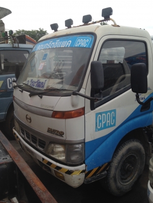 รถบรรทุก 4 ล้อ HINO DUTRO