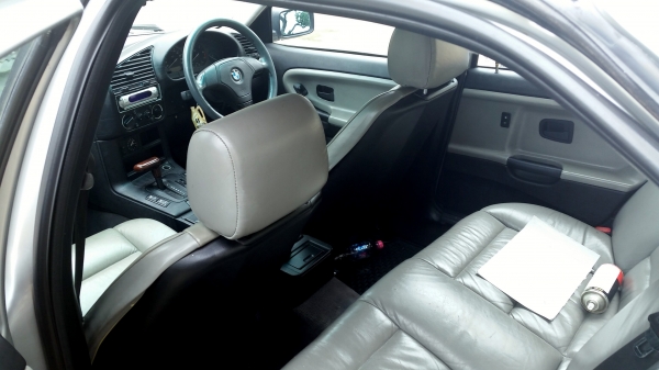 ออโต้ เครื่องM43 รถเดิมๆคับ รถมีเสน่ห์มาก ภายในสะอาด