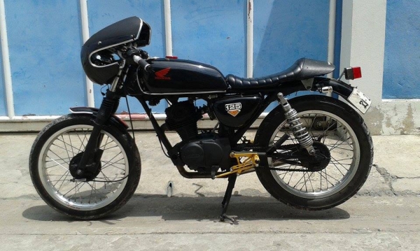 ขาย Honda GL 100 แนวคาเฟ่ แต่งเต็มๆ มีทะเบียน 19500