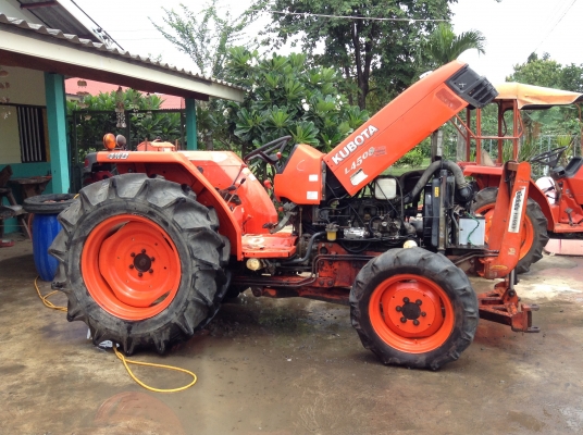 มาอีกแล้วครับ. Kubota L 4508 ใบดันหน้า ชั่วโมงทำงาน 1302 ชม. ราคา 175000