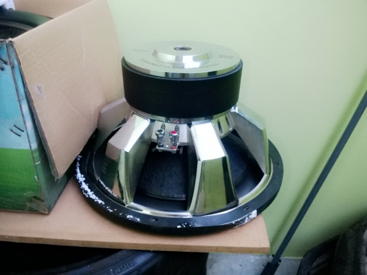 ซับ 15 นิ้ว MDS ของใหม่ 5500-