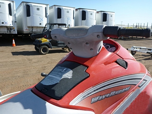 ขายเจ็ทสกี YAMAHA VX110 พร้อมเทรลเลอร์ลากเจ็ทสกี ของมือสองนำเข้าจากต่างประเทศ สนใจติดต่อ 081-981-9339