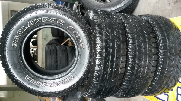 ขายยางyokohama at 265/70/16