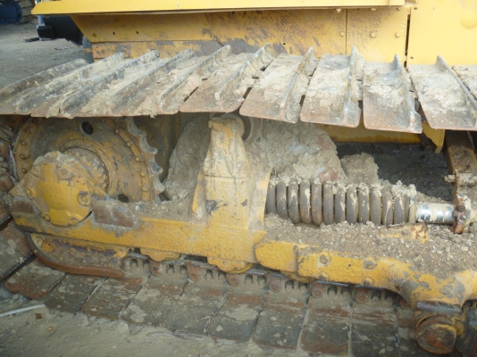 ต้องการขายรถแทคเตอร์ D5D