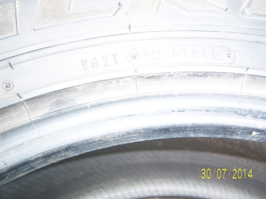 ยาง 265 60 18   ปี 10  4เส้น  ดอกหนา ยังใช้ได้อีกนาน