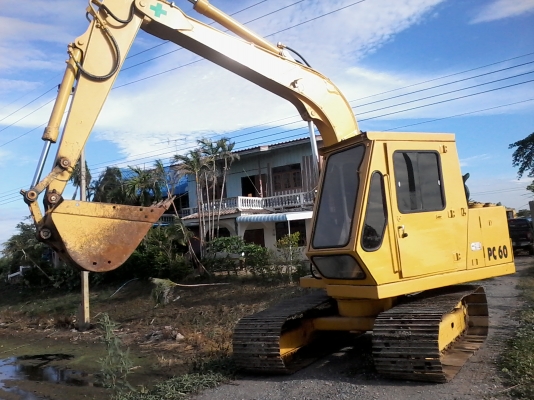 ขาย PC60 -1สวยสุดๆ 2000กว่าชม.แอร์หนาว ตัวเดินทน  ราคา430000