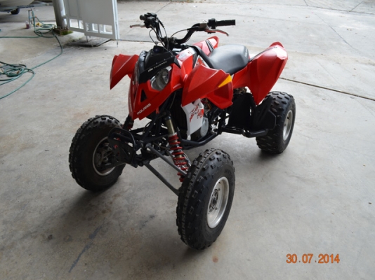 ATV Polaris Outlaw 525S