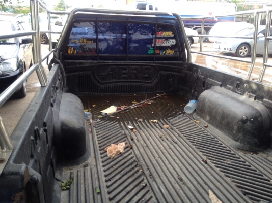 1990 NISSAN, BIG M 2.7 DX SINGLECAB 1990 NISSAN, BIG M 2.7 DX SINGLECAB