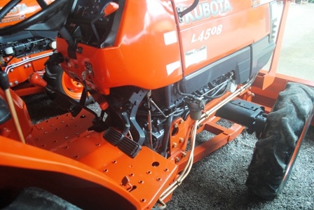 ขายรถไถ Kubota L 4508 (4WD) พร้อมใบดันหน้า