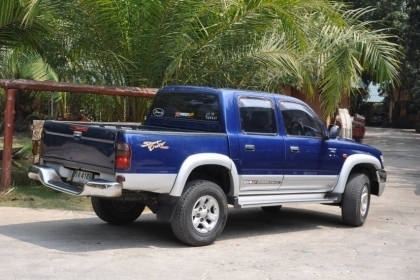 ขายดาวน์ ขายด่วน ขายถูก TOYOTA D4D Super Sport Cap4 4WD AUTO เบาะหนัง ปี2003 มือเดียวออกห้าง