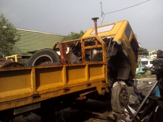 ขายรถ6ล้อติดเครนพับ5ตัน พร้อมทำงาน