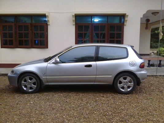 ขายรถยนต์ฮอนด้า ซีวิค 3 D ราคา90,000 .-สนใจคุยราคาได้ครับ 081-7363881