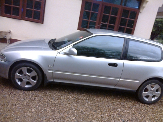 ขายรถยนต์ฮอนด้า ซีวิค 3 D ราคา90,000 .-สนใจคุยราคาได้ครับ 081-7363881