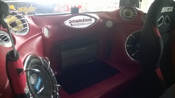 ขาย ford ranger 2.5 XLS ปี 02 แต่งซิ่งพร้อมหล่อ ครบๆ สักคันคับ