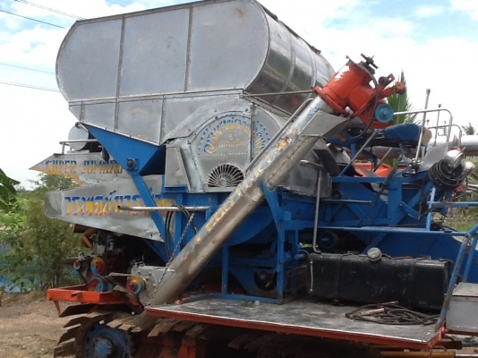 ขายรถเกี่ยววรพจน์การช่าง ขายรถเกี่ยววรพจน์การช่าง