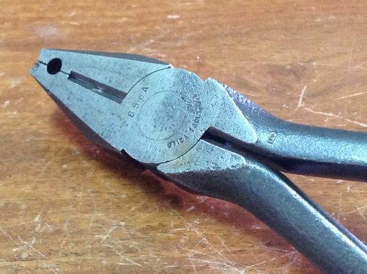 ขายคีมตัด VINTAGE UTICA หลายรุ่น 4" 6" 7.5" 8" ขายคีมตัด VINTAGE UTICA หลายรุ่น 4" 6" 7.5" 8"