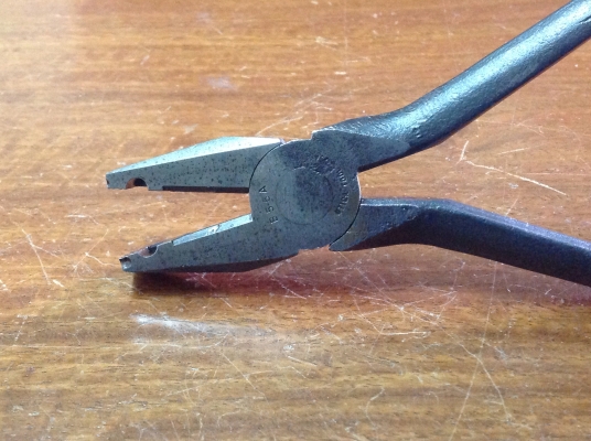 ขายคีมตัด VINTAGE UTICA หลายรุ่น 4" 6" 7.5" 8" ขายคีมตัด VINTAGE UTICA หลายรุ่น 4" 6" 7.5" 8"