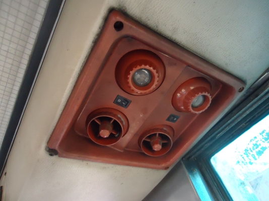 ขายด่วนรถบัสUDเครีองPE6225แรงม้า46ทีนั้งพัดลมแอร์ครบ